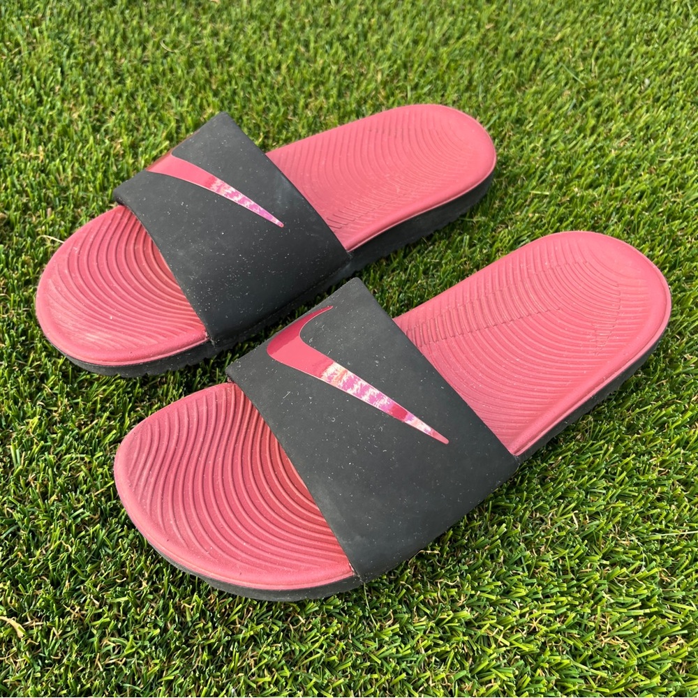 Nike Kawa Slides Kids Youth Size 5Y FJ2250-001